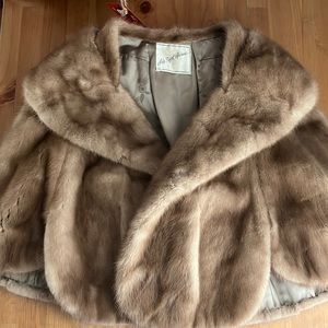 Vintage fur cape